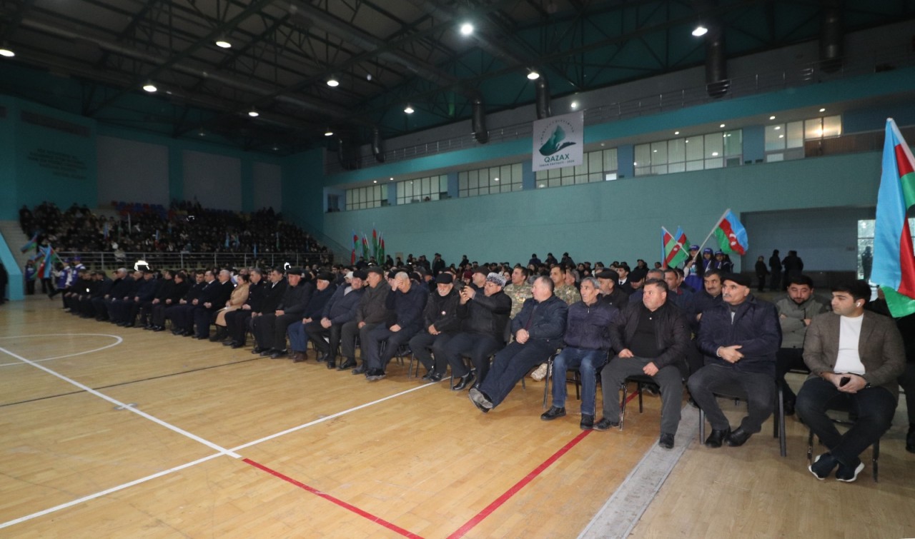 Qazaxda “Birlik və Həmrəyliklə yeni ilə doğru” adlı bayram tədbiri keçirildi - FOTOLAR